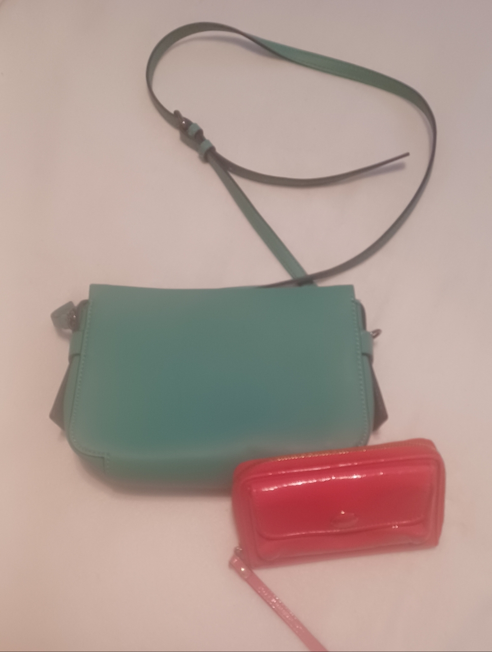 Coach Rehab Wallet 😍  NWOT Simply Vera Wang Crossbody GORGEOUS Spring Colors!
